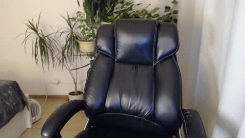 Conor and Chester online show from 10.19.25