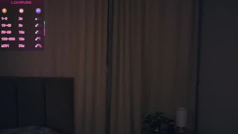 Snapshot of constanceglascov chatting on 11.14.25 Hello im Sofia Welcme to my room .More hugs and kiss for you online show from 11.14.25