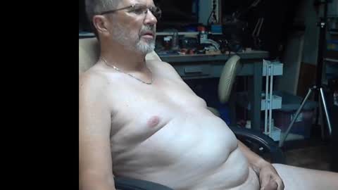 Snapshot of constantbater57 chatting on 10.02.25 conastantbater57 online show from 10.02.25