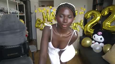 Carola  independent model online show from 09.12.25