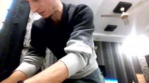 Cool2Buddies online show from 11.05.25