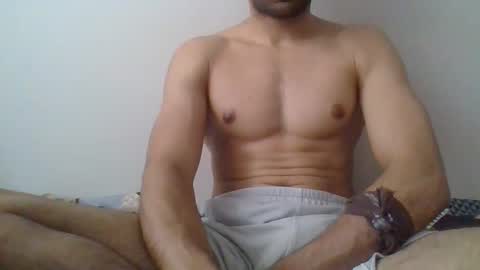 Snapshot of coolboy75289 chatting on 03.08.26 coolboy75289 online show from 03.08.26