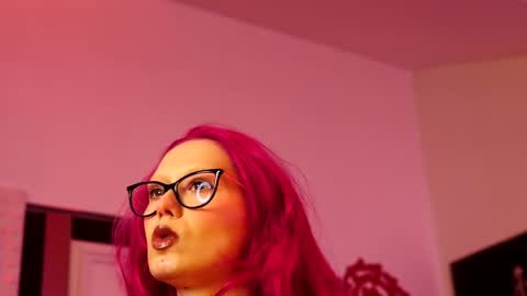 Ginger The Cringer online show from 04.14.26