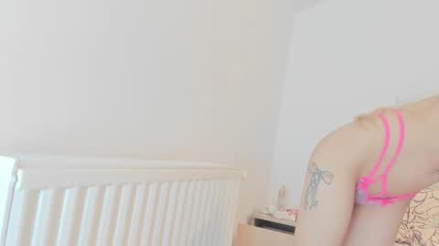 coquette_petite online show from 12.17.25