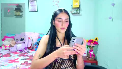 Snapshot of coral_davis chatting on 07.14.26 Coral online show from 07.14.26