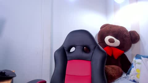 Coral online show from 12.21.24