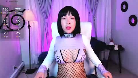 Snapshot of coralinericce_ chatting on 10.01.25 Coral Stefani online show from 10.01.25