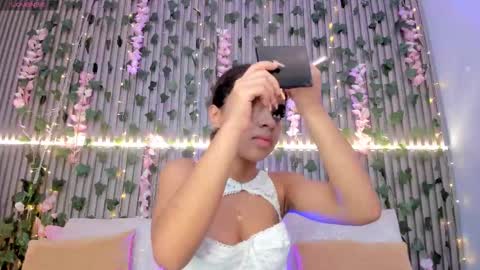 coralineross_ online show from 10.29.25