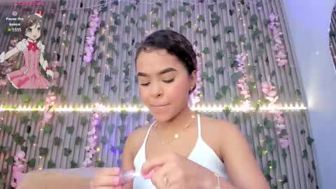 coralineross_ online show from 11.24.25