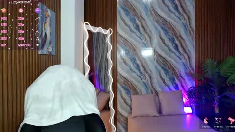 corall_tay1 online show from 04.16.26