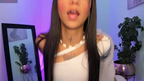 Snapshot of coralrigan chatting on 01.18.25 Coral online show from 01.18.25