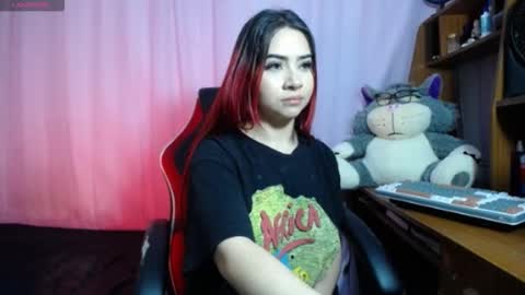 coralwells online show from 10.15.25