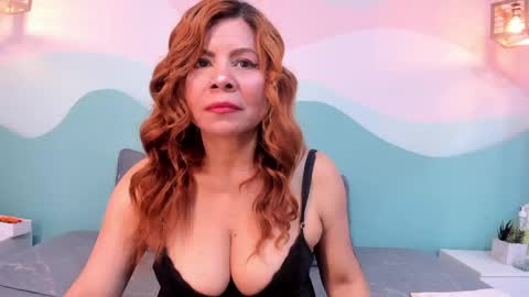 corina_taylor12 online show from 04.18.26