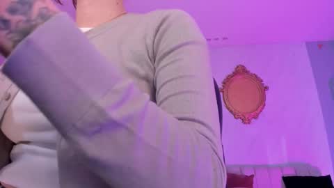 Corinne Russo online show from 03.20.26