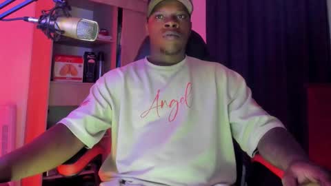 Snapshot of corvis_xnc0012 chatting on 10.01.25 Corvis Xnc0012 online show from 10.01.25