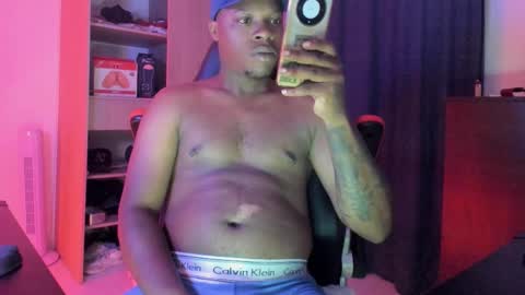 Snapshot of corvis_xnc0012 chatting on 10.03.25 Corvis Xnc0012 online show from 10.03.25