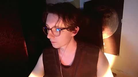 Snapshot of cosmonudes chatting on 05.10.26 Barry online show from 05.10.26