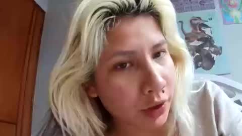 cosmowanda27 online show from 10.16.25