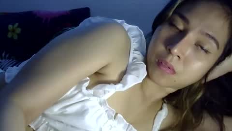 Liz Gwyneth Charlota online show from 02.16.25