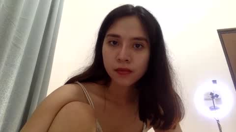 Liz Gwyneth Charlota online show from 05.22.26