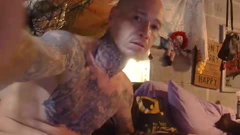 Snapshot of cotybonilla chatting on 10.16.25 Leftys Way online show from 10.16.25