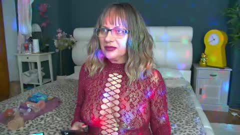 cougarmilf_ online show from 05.18.26