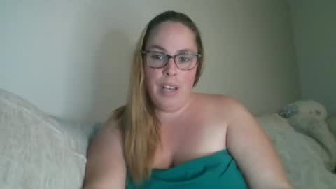 Fallen Angel 21 online show from 10.18.25