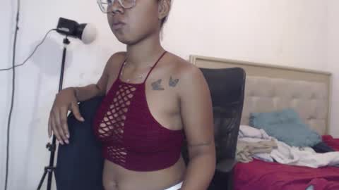 couple_hot0240129 online show from 02.19.26