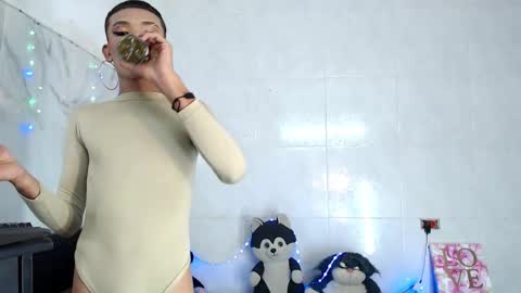 Snapshot of couple_sweet1016 chatting on 01.18.26 ALEXA KIM online show from 01.18.26