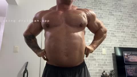 couplemuscle40 online show from 05.19.26