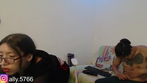 Snapshot of coupleperv666 chatting on 08.03.26 COUPLE PERV online show from 08.03.26