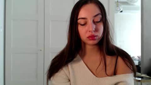 Courtney online show from 11.07.25