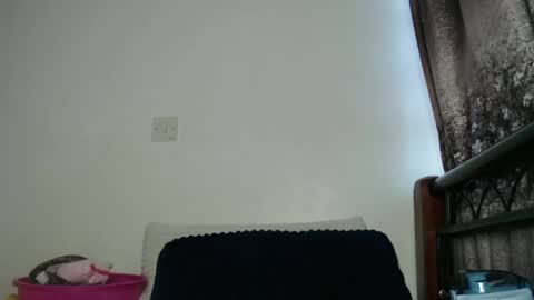 Snapshot of cozy_dion chatting on 06.26.26 Erykah online show from 06.26.26