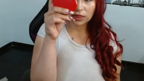 Snapshot of cozy_kitty chatting on 04.21.26 cozy_kitty online show from 04.21.26