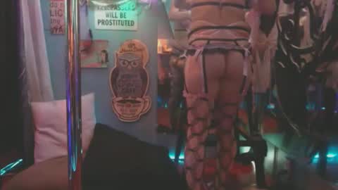 cpl4morethan1 online show from 10.12.25