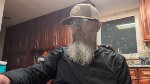 Snapshot of craven_moreass chatting on 06.01.26 Dick Fitswell online show from 06.01.26