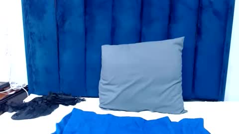 Snapshot of crazeass chatting on 03.22.26 crazeass online show from 03.22.26