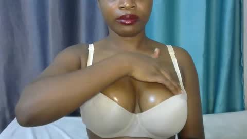 Snapshot of crazy_angela664 chatting on 05.16.26 Angela online show from 05.16.26