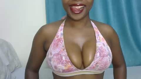 Snapshot of crazy_angela664 chatting on 06.06.26 Angela online show from 06.06.26