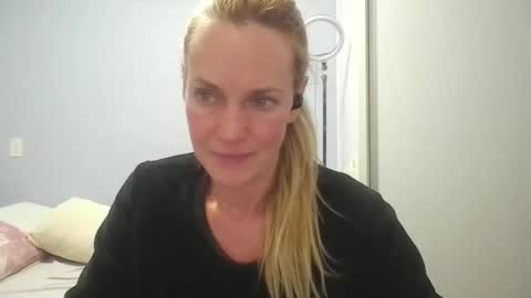 Anny online show from 05.18.26