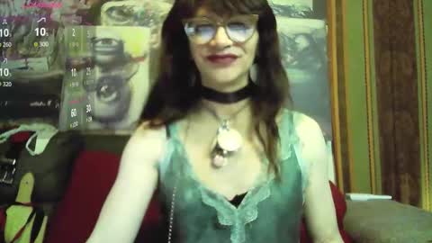 Snapshot of crazyjuny chatting on 10.03.25 CrazyJuny online show from 10.03.25