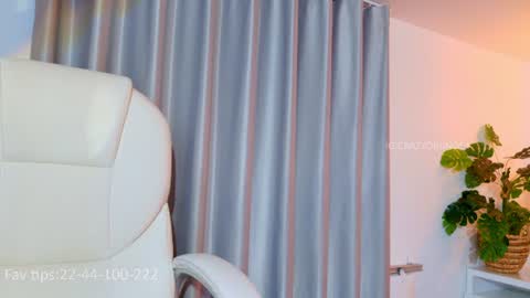 Snapshot of crazyorange4 chatting on 06.27.26 You can ask online show from 06.27.26