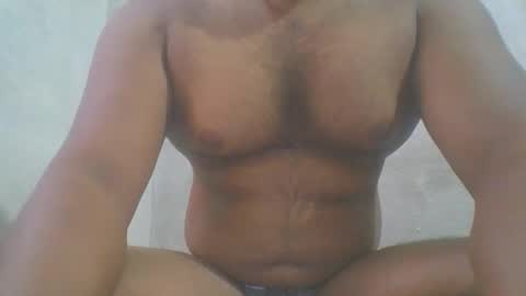 Snapshot of crazzy_booy chatting on 05.13.26 crazzy_booy online show from 05.13.26