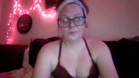 creammenow1229 online show from 01.23.25