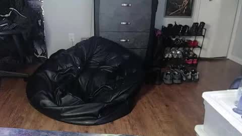 Sylvia online show from 02.02.25