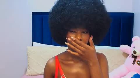 Snapshot of creamybabee chatting on 03.28.26 queen online show from 03.28.26