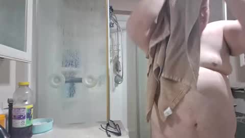 The hopeless romantic online show from 12.20.25