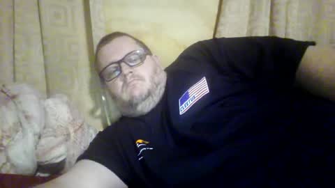 Snapshot of creeeping_death chatting on 05.26.26 The hopeless romantic online show from 05.26.26