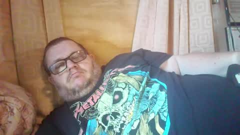 Snapshot of creeeping_death chatting on 05.29.26 The hopeless romantic online show from 05.29.26