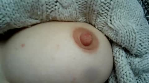 Snapshot of cremina chatting on 12.23.24 cremina online show from 12.23.24